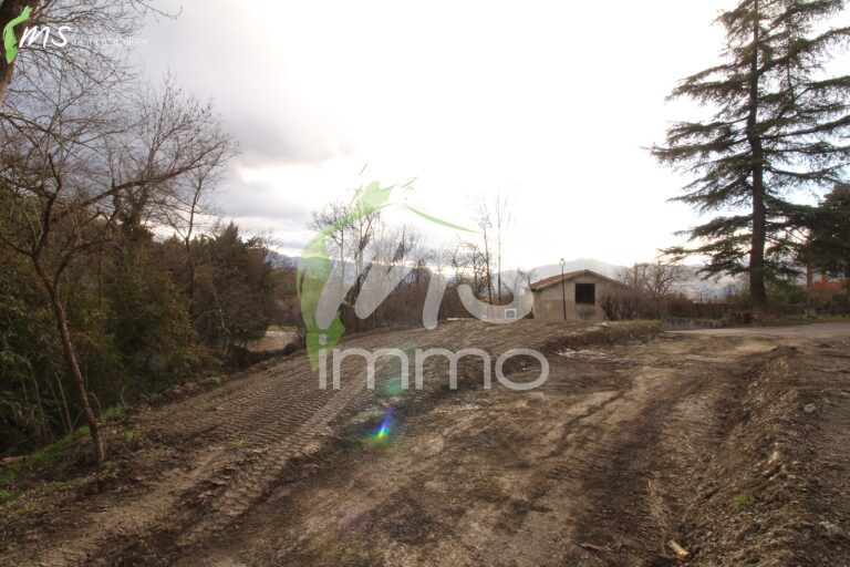 Terrain de 519 m² - CHÂTEAUVIEUX