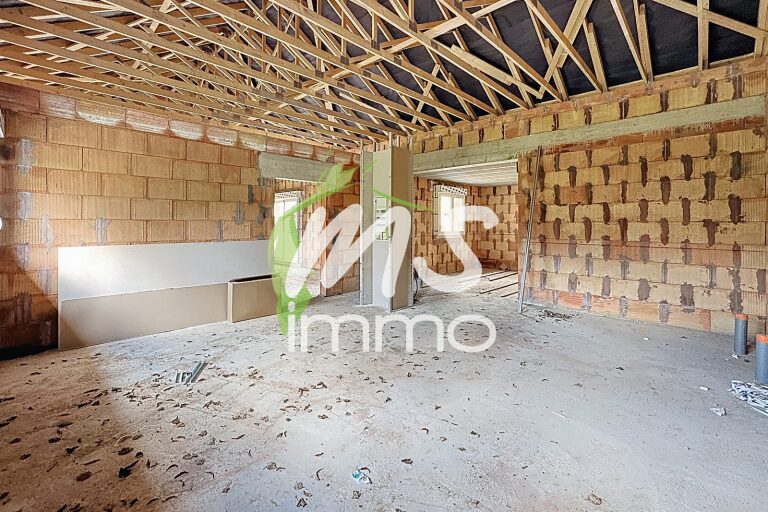 Maison T4 de 89 m² - LA FARE EN CHAMPSAUR