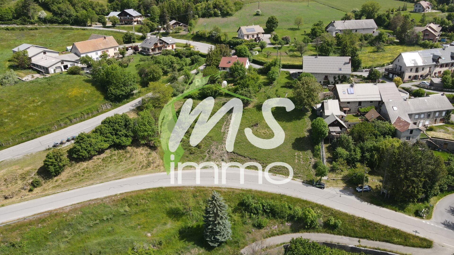 Terrain de 606 m² - CHABOTTES - Photo 3