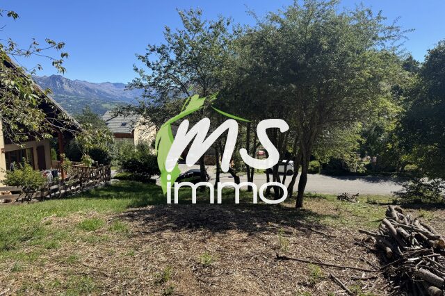 Terrain de 572 m² - LAYE EN CHAMPSAUR