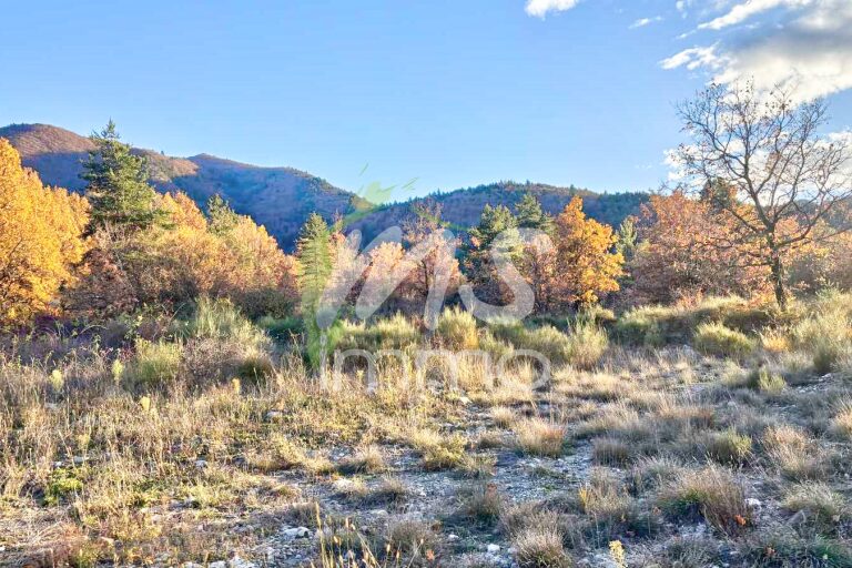 Terrain de 1500 m² - CURBAN