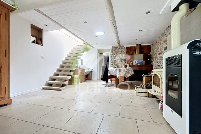 Maison T7 de 270 m² - CHORGES