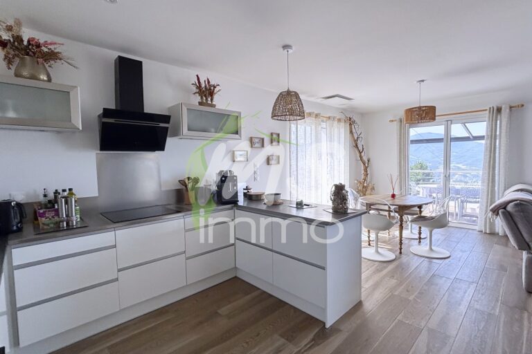 Villa T5 de 142 m² - LA BATIE NEUVE