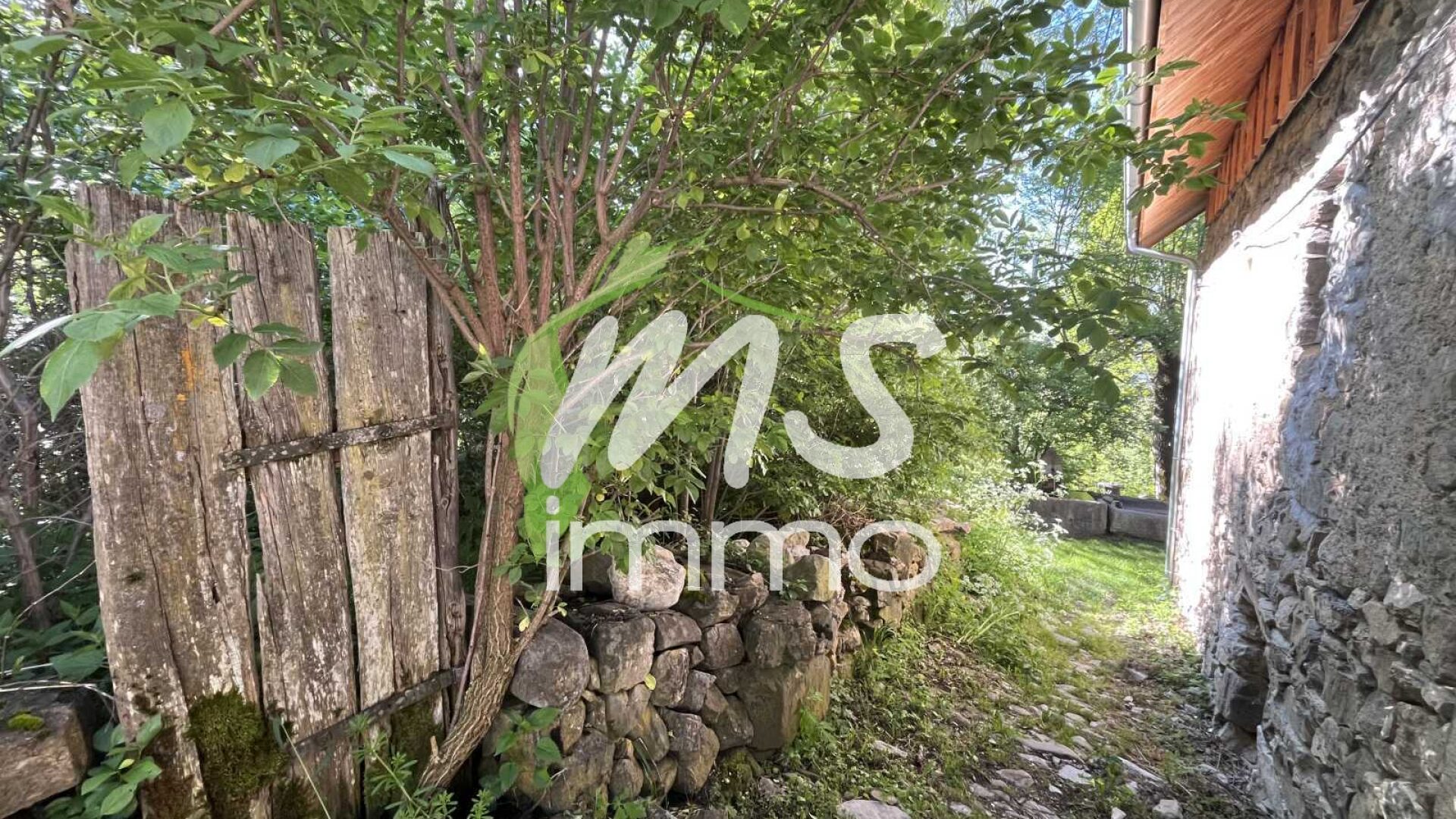 Maison  - CHORGES - Photo 2