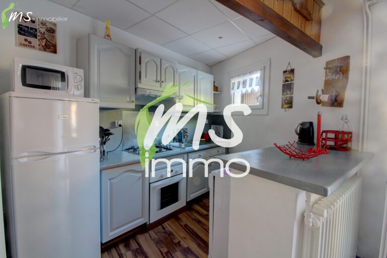 Maison T4 de 90 m² - ST ETIENNE LE LAUS